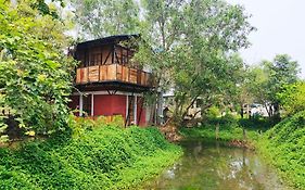 Panchobon Art Resort